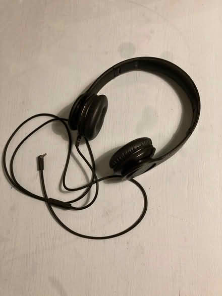 Photo of free Beats Solo HD headphones (B38) #1