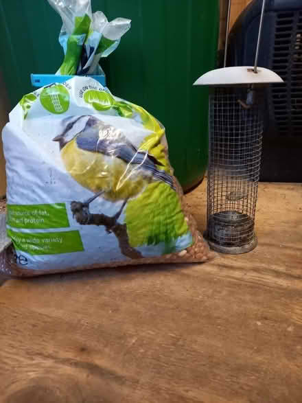Photo of free Bird food (Woodlands TW7) #1