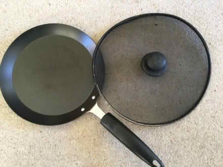 Photo of free Crepe pan and splash guard (Cox Green SL6) #1