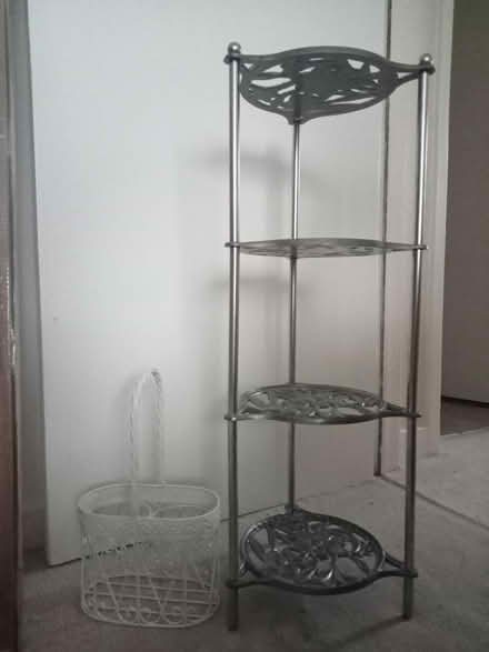Photo of free Pan stand and drink holder (Bilton HG1) #2