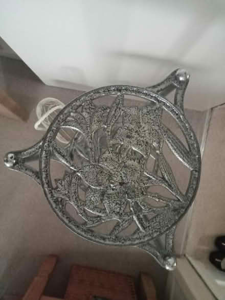 Photo of free Pan stand and drink holder (Bilton HG1) #1