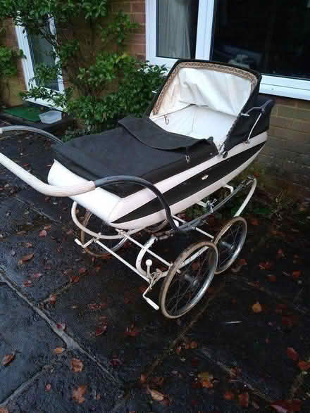 Photo of free Vintage pram for renovation (Reigate RH2) #2