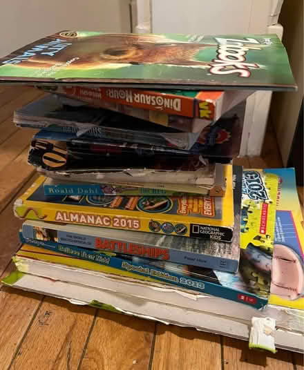 Photo of free kids books. not in great condition (20012) #1