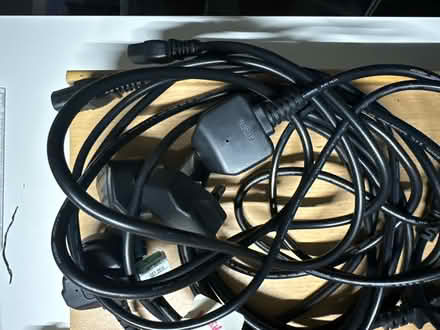 Photo of free 3 x kettle style lead (Hove, BN3) #2