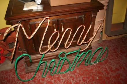 Photo of free Merry Christmas window light sign (Big Timber & Randall Rd, Elgin) #1