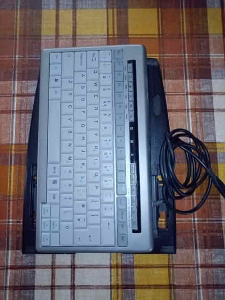 Photo of free Desk setup for laptop (Woodcote RG8) #3