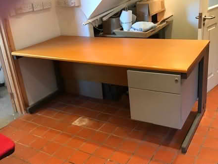 Photo of free Office desk (Steyning central) #1