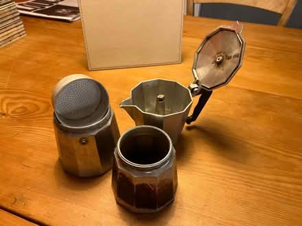 Photo of free Coffee percolator (bits missing) (Hove BN3) #1