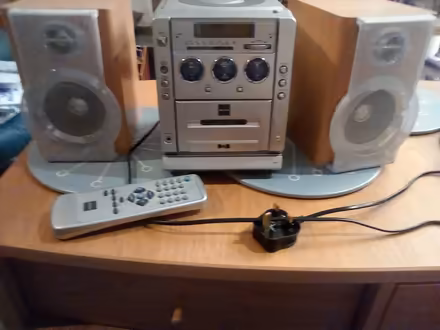 Photo of free Vintage Stereo Dab Radio/CD/Tape (Drumbrae EH4 8) #1