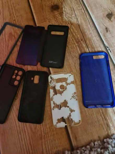 Photo of free Different phone cases (Leeds LS13 bramley) #1