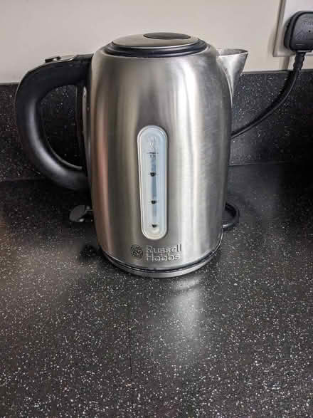 Photo of Russell Hobbs jug kettle for spares (Penn HP10) #1