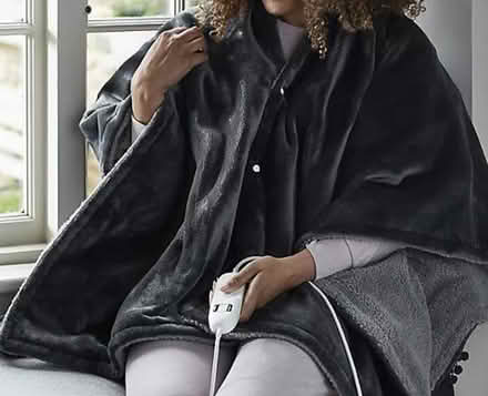 Photo of Heated wearable blanket (SE1) #1