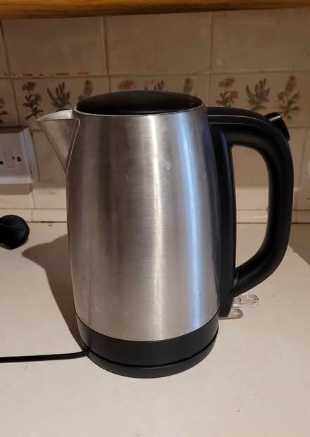 Photo of free Stainless steel toaster and kettle (Harlow CM18) #2