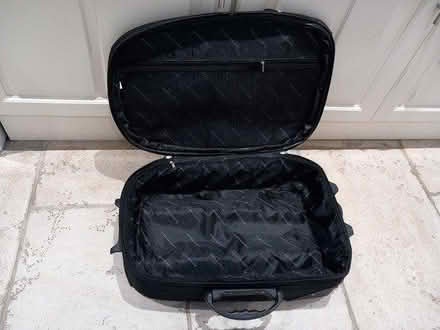 Photo of free Small Suitcase (EN7 Cheshunt) #1