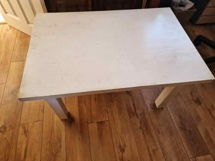 Photo of free Large coffee table (March PE15) #2