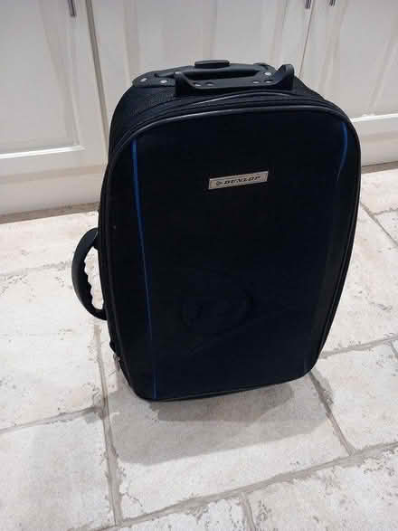 Photo of free Small Suitcase (EN7 Cheshunt) #3