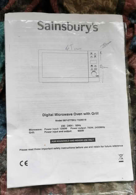 Photo of free Sainsbury’s 20L Digital Microwave Oven with Grill (Tinshill LS16) #1