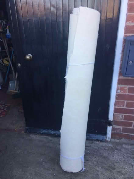 Photo of free Off cut piece of cream coloured carpet (was under bed) (Whiston Lane Ends L35) #4