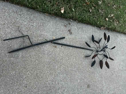 Photo of free Garden wind spinner (Grand Prairie) #1