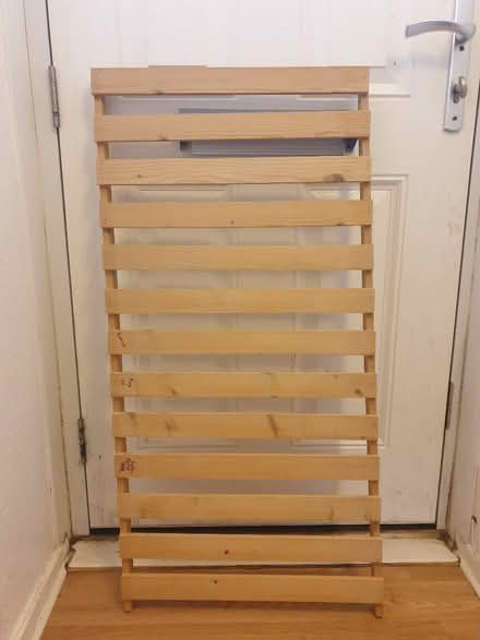 Photo of free Wooden frame (Neithrop OX16) #1