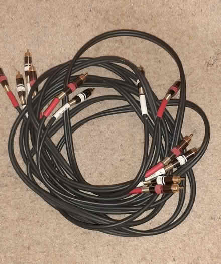 Photo of free Audio and power cables. (New Mills SK22) #2