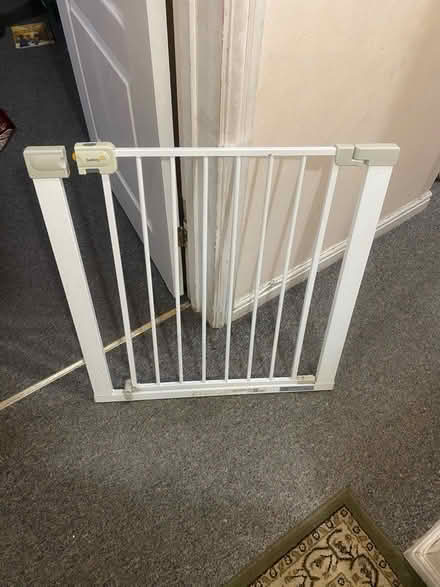 Photo of free Child safety gate (IG1) #2