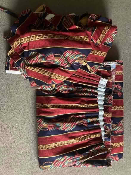 Photo of free Curtain (Diss IP22) #2