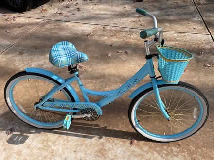 Photo of free 24” Kent La Jolla Cruiser (Roswell, GA) #1