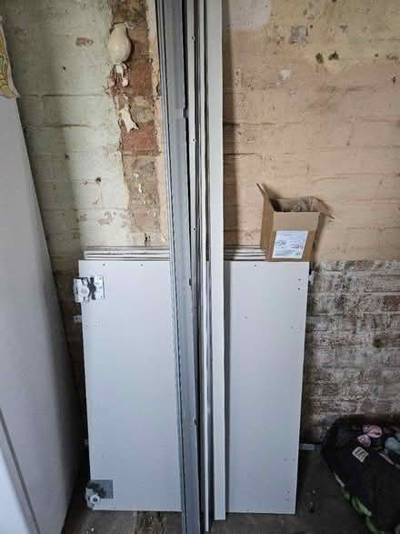 Photo of free 2 x wardrobe sliding doors (Keynsham BS31) #2