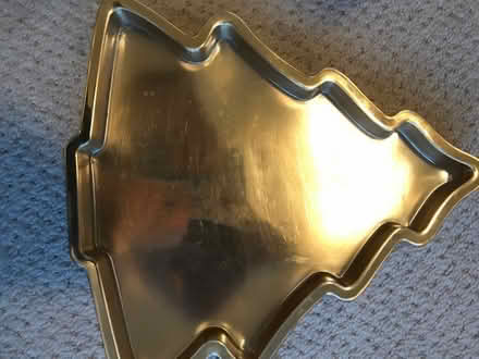 Photo of free Christmas themed trays x 2 (New England Quarter BN1) #1