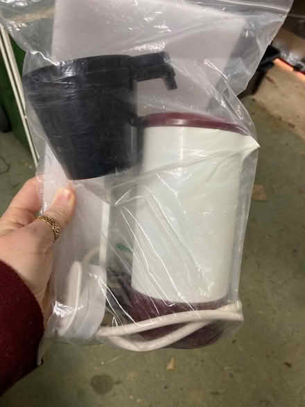 Photo of free Small travel jug with two cups (Waterlooville PO8) #1