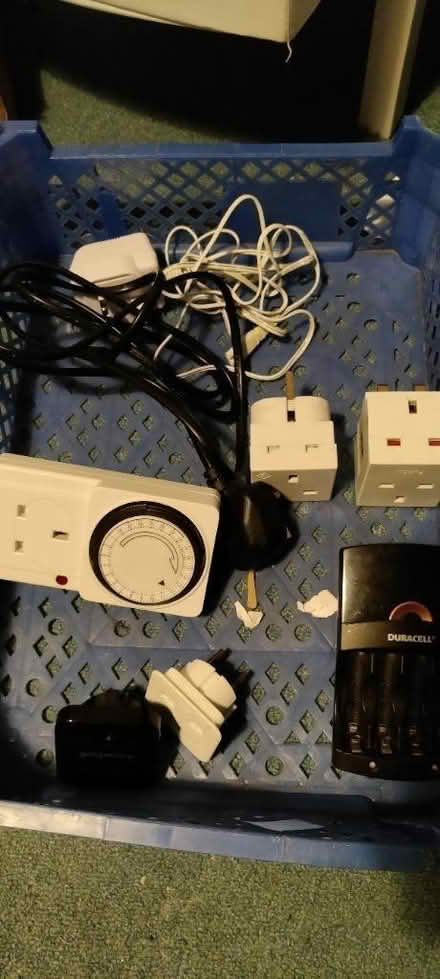 Photo of free Various cables and plugs (Beeston Rylands NG9) #1