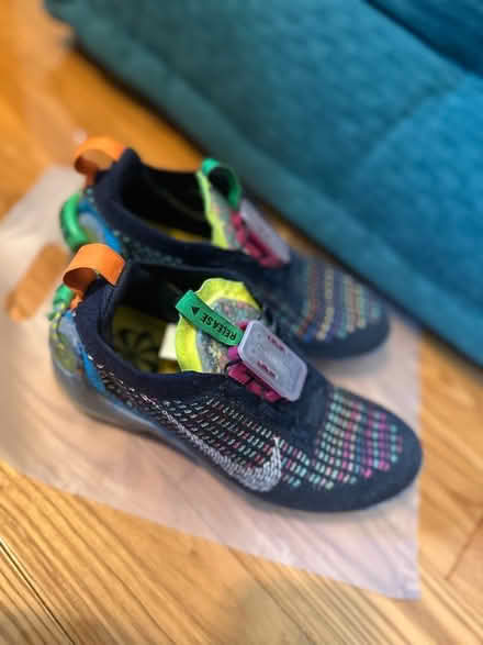Photo of free Shoes (11377) #1