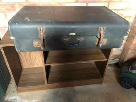 Photo of free Old fashioned suitcase (IP4) #1