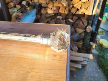 Photo of free Curtain rail with glass finials (Everton SO41) #2