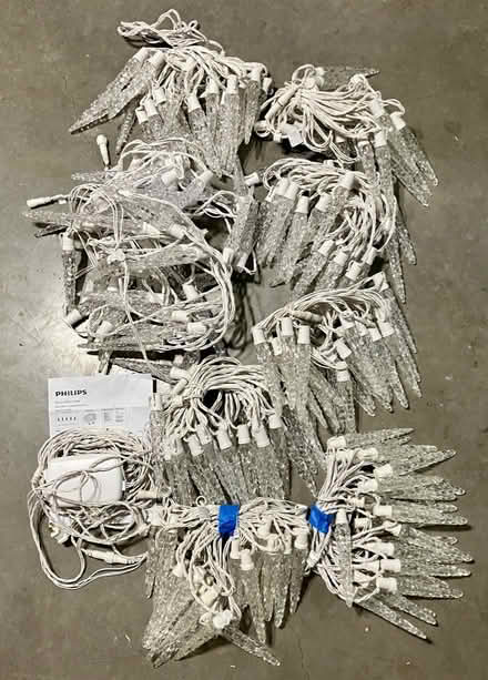 Photo of free Philips Illuminate Xmas lights (x9) (Near Roy Cloud elem. school) #1
