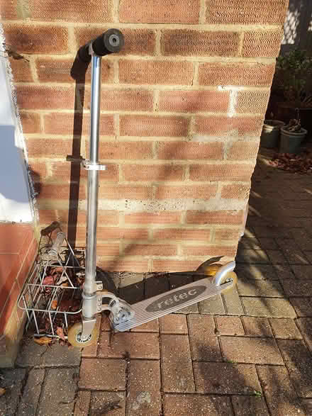 Photo of free scooter (Hitchin SG4) #1