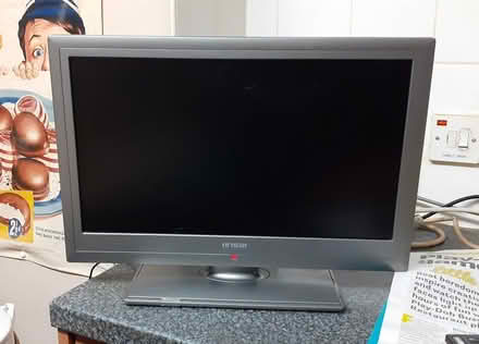Photo of free 9 inches x 16 inches Television (Brixton SW9) #1