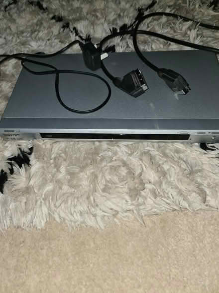Photo of free DVD player (Selsdon) #2