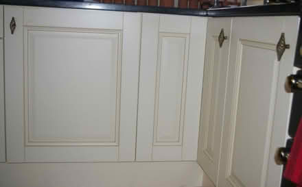 Photo of free kitchen unit doors (Walton Superior WA4) #2