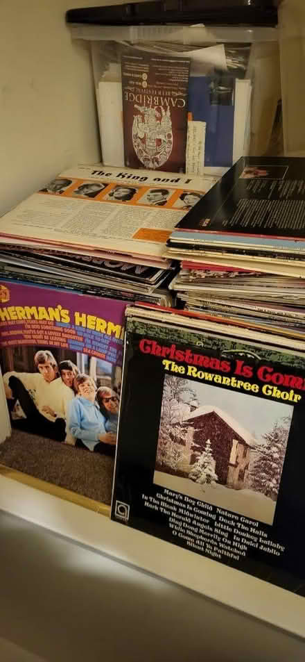 Photo of free Bundle of Vinyl albums (CB8) #1
