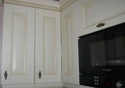 Photo of free kitchen unit doors (Walton Superior WA4) #4