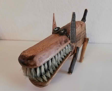 Photo of Wooden broom head (Mortdale) #1