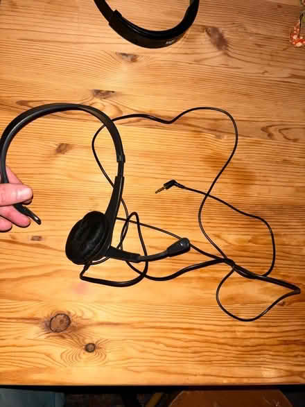 Photo of free Headset (Brookland) #1