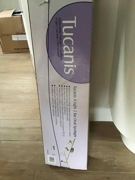 Photo of free Brass 4 light spotlight (Whitegrove RG42) #1