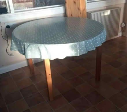 Photo of free Round Pine Table extends to oval (Holbeach Drove PE12) #1