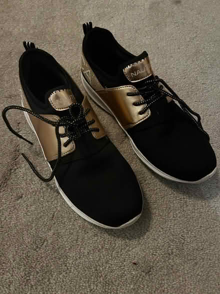 Photo of free Girl size 5 (Roselle Park) #2