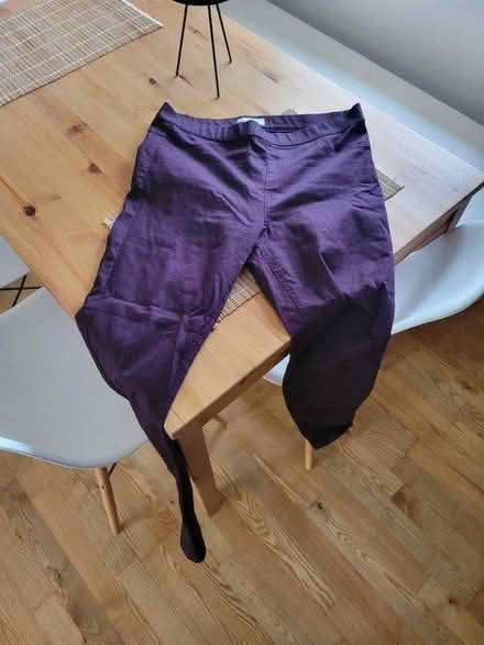 Photo of free Purple M&S jeggings size 14 (Rotherhithe) #1