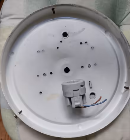 Photo of free Light (Chingford E4) #2