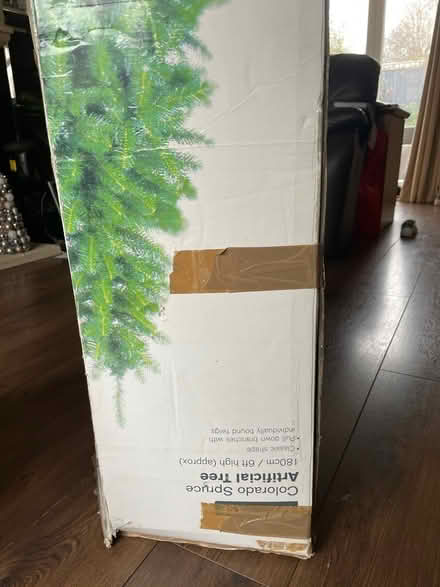 Photo of free 6ft artificial Christmas tree (Chingford E4) #1